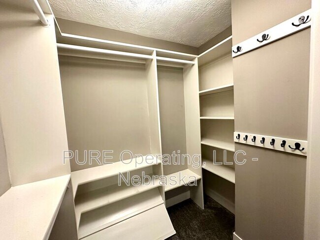 Building Photo - 2814 N 204th St
