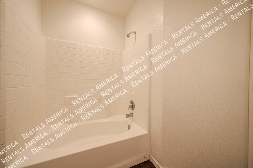 Building Photo - 8075 W Mary Jane Ln