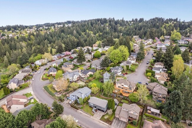 Building Photo - 7393 SW Bayberry Dr