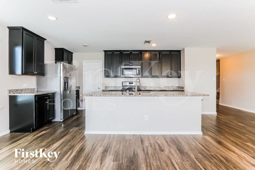 Building Photo - 17706 Red Sage Ct