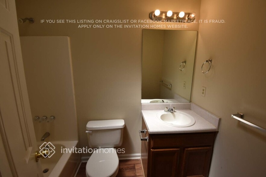 Building Photo - 259 Thornbrooke Dr