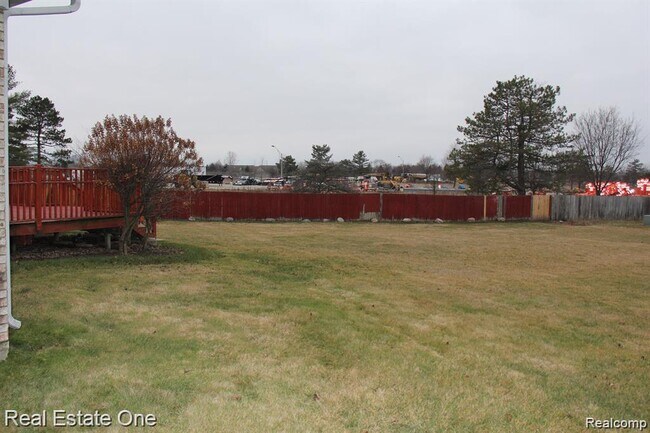 Building Photo - 40690 Bluesprings Ct