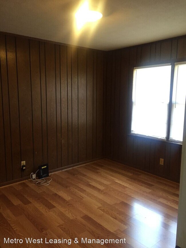 Building Photo - 3 br, 1.5 bath House - 250 Pate Road