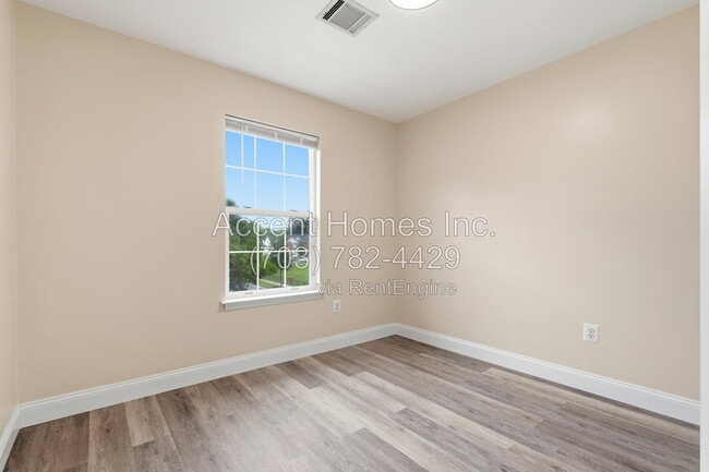 Building Photo - 10299 Wimbledon Pl