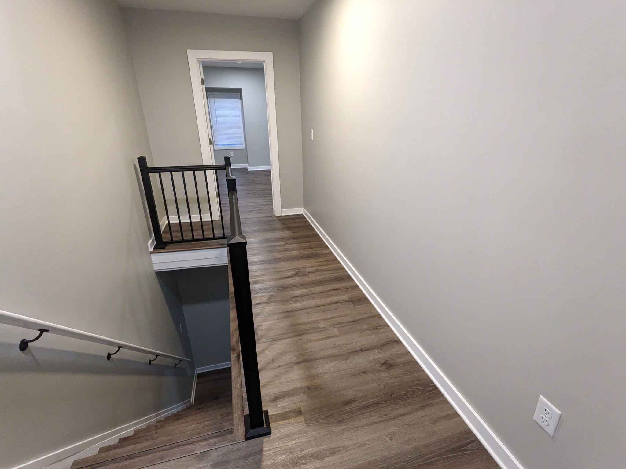 Master Hallway - 5012 Dearborn St