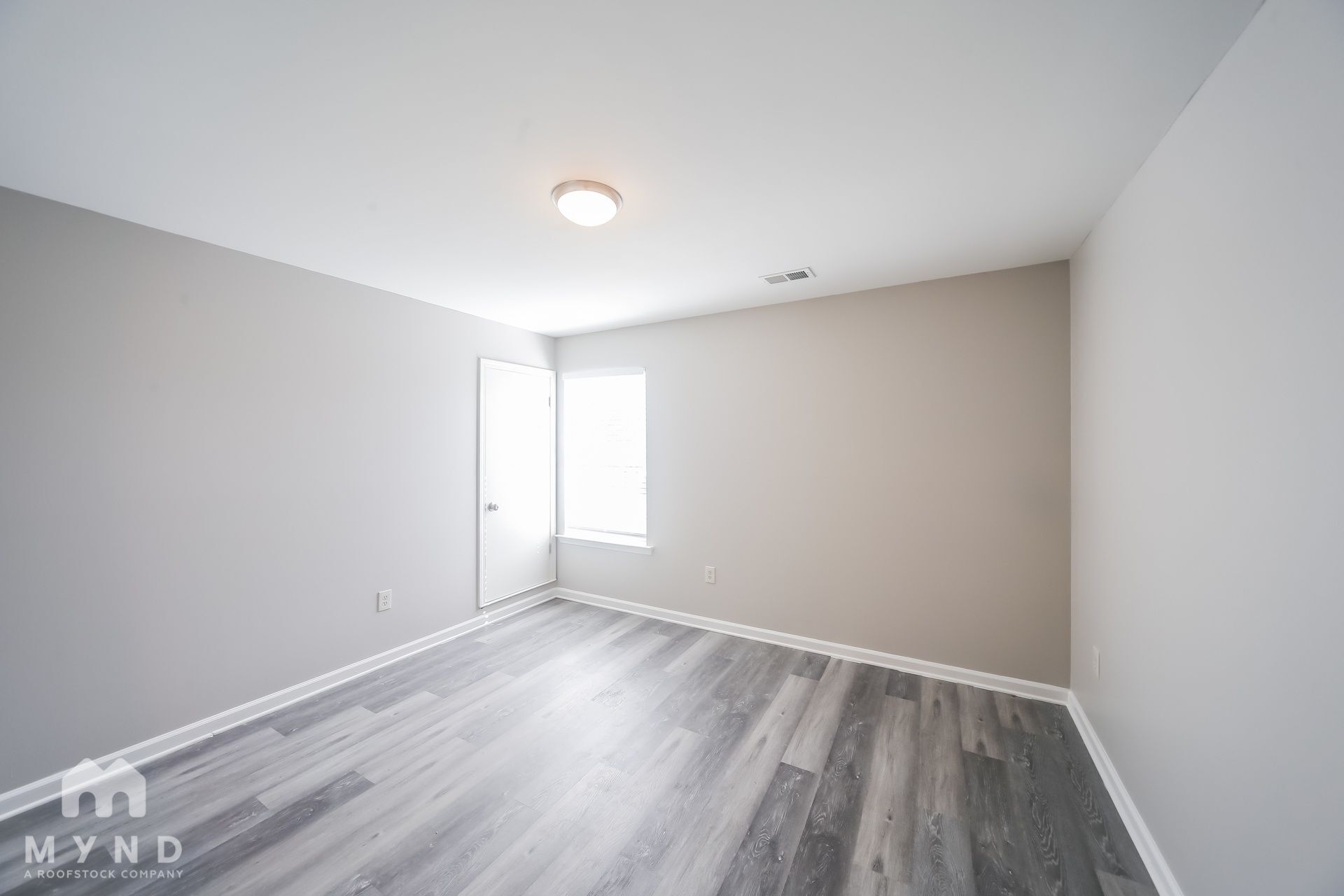 Building Photo - 7384 Hunters Forest Cove
