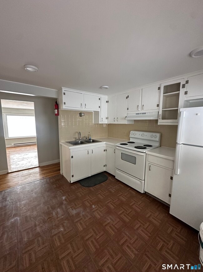 Building Photo - 211 Kent Rd