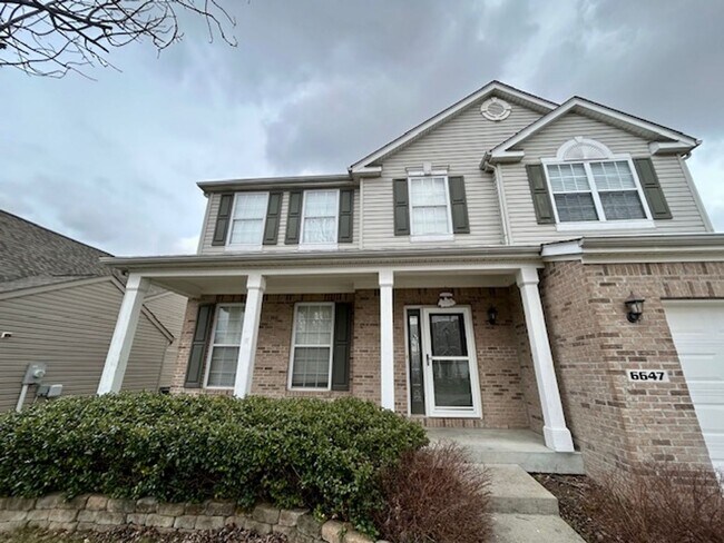 Building Photo - Beautiful 2 Story, 4 Bedroom, with a Full ...