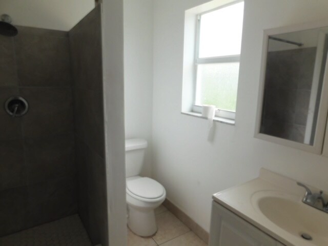 Building Photo - 825 NE 6th St