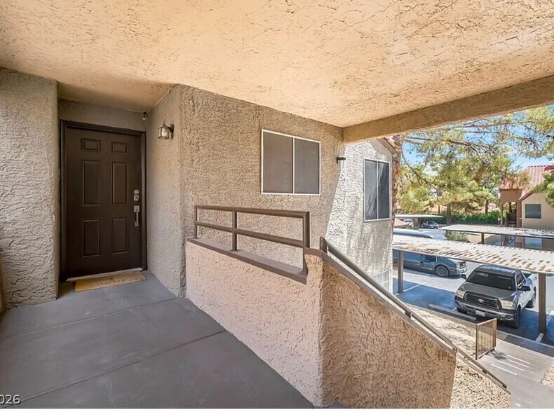 Building Photo - 2200 S Fort Apache Rd