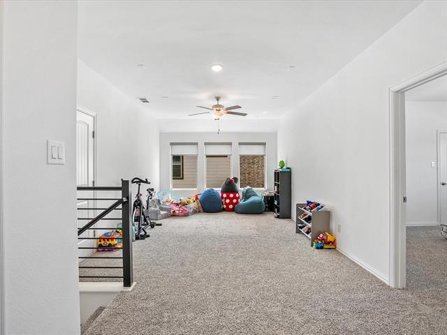 Building Photo - 5604 Crestview Dr