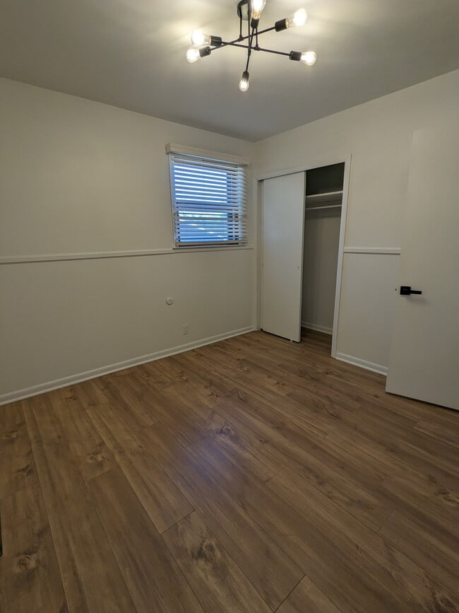 Building Photo - 2710 McKeige Dr