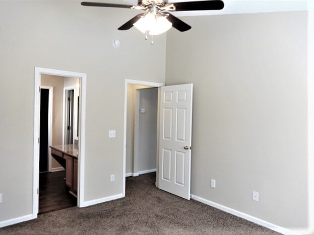 Building Photo - 429 Cabrill Dr