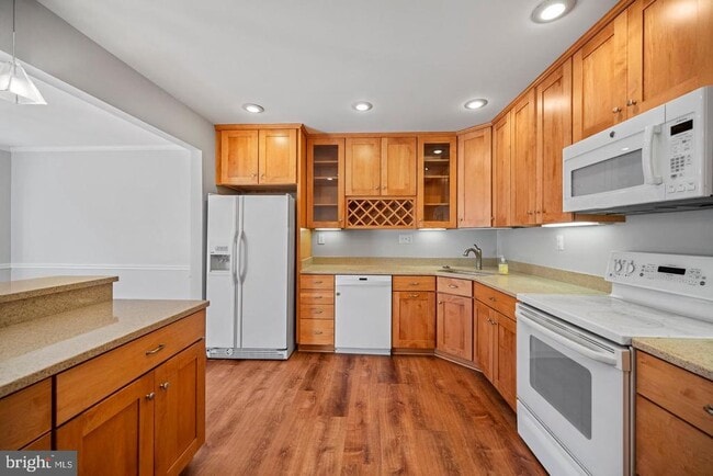 Building Photo - 1106 Brentfield Dr