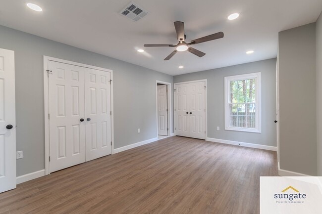 Building Photo - 11319 Harding Rd