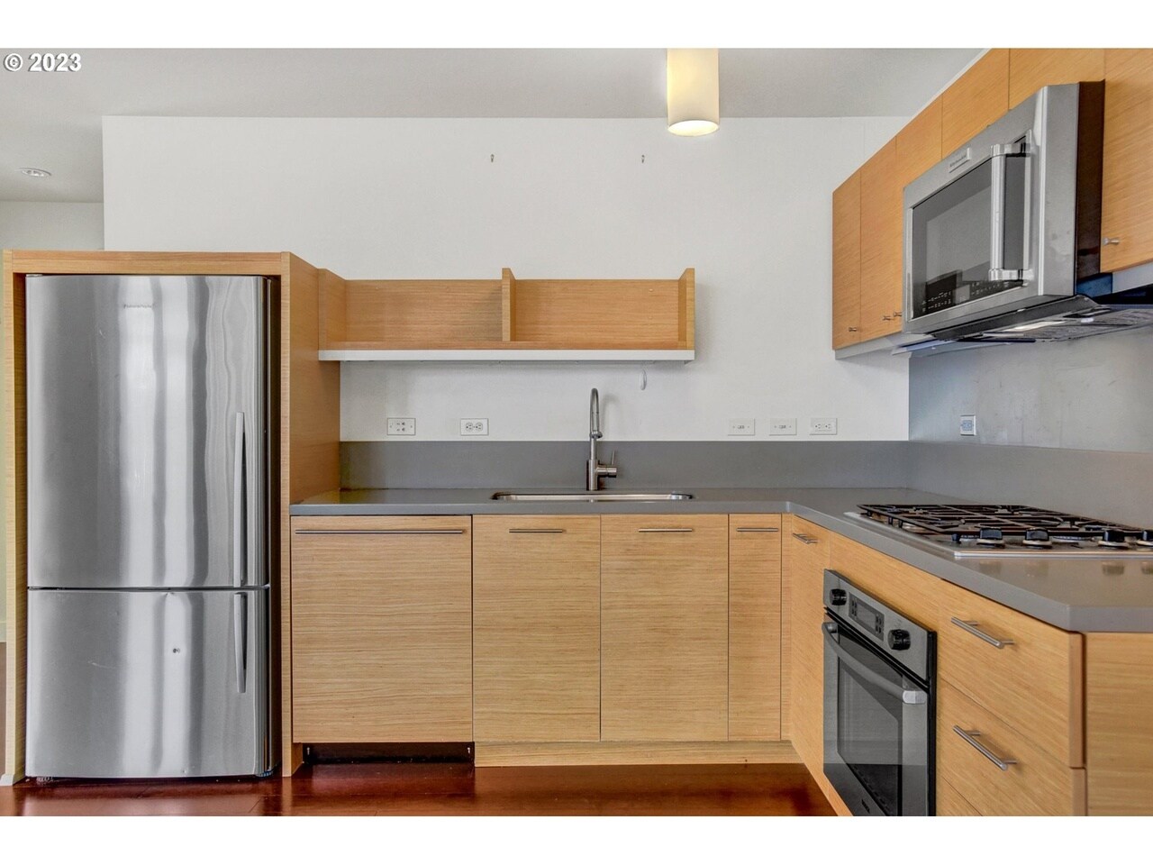 Building Photo - 3601 sw river parkway