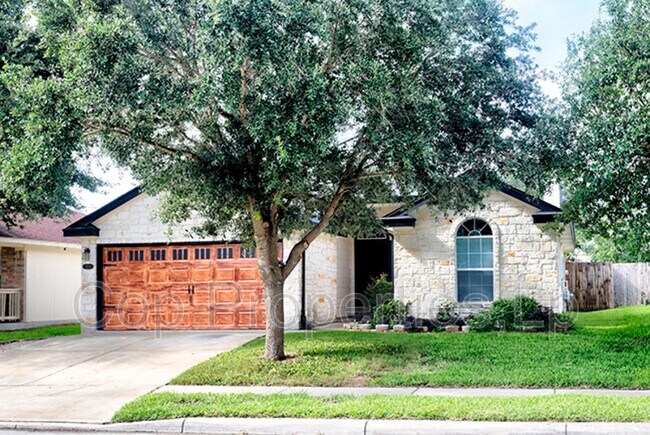 Building Photo - 8510 Trumpet Cir
