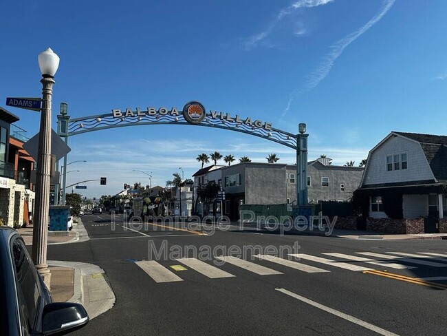 Primary Photo - 328 E Balboa Blvd