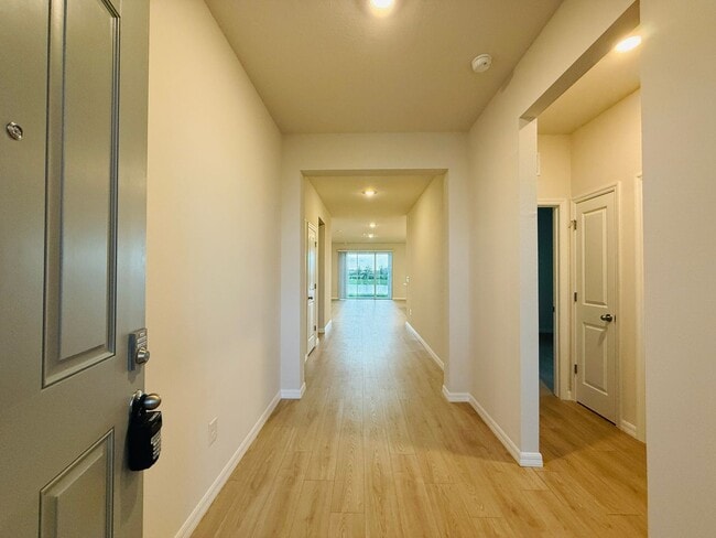 Building Photo - New build -  Be the 1st to move into this 4 bedroom home in Parish!