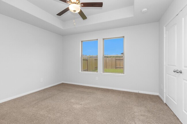 Building Photo - 1216 Haverford Ln