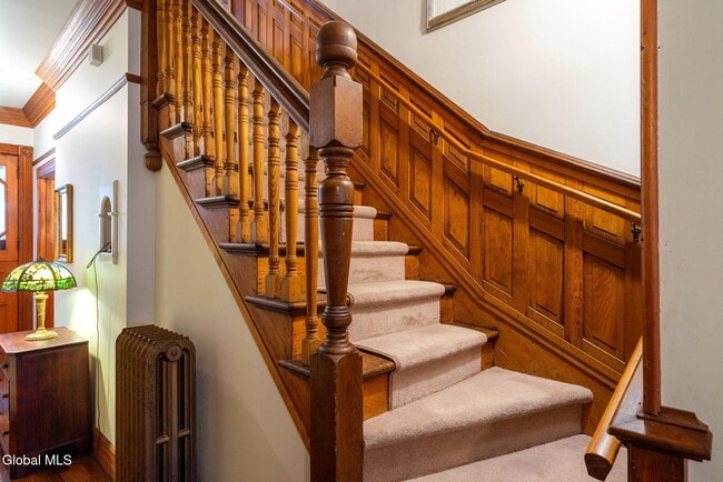 Building Photo - 69 Union Ave