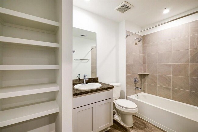 Building Photo - 5446 Creekstone Rise Ln