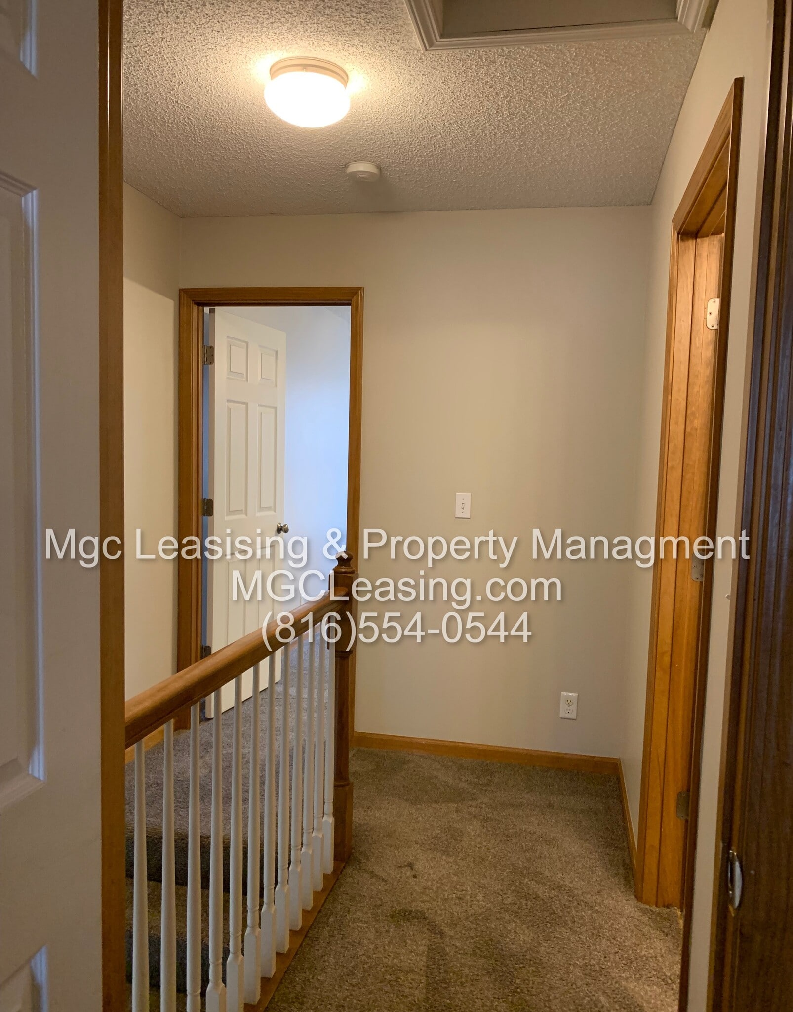 Building Photo - 1641 SW Highland Dr