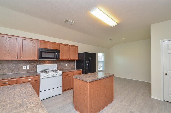 Building Photo - 18135 Sorrell Oaks Cir