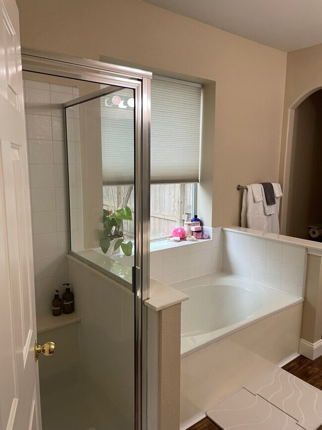 Building Photo - 1215 Terrace Ct