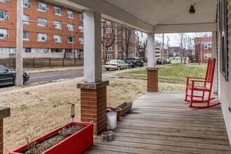 Building Photo - 1309 Windsor St