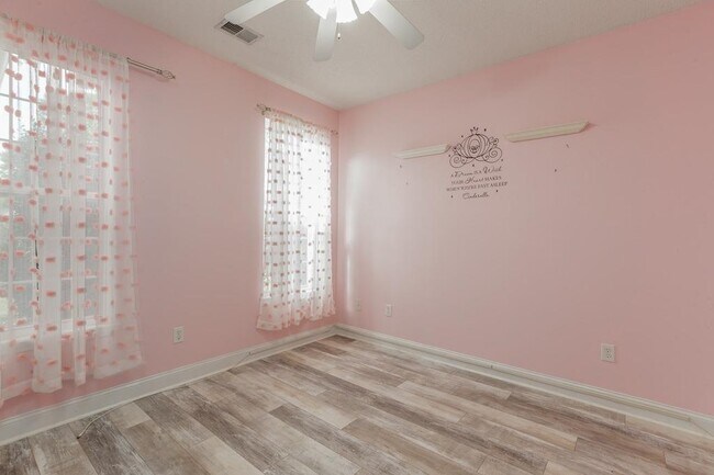 Building Photo - 4734 Harvest Dr