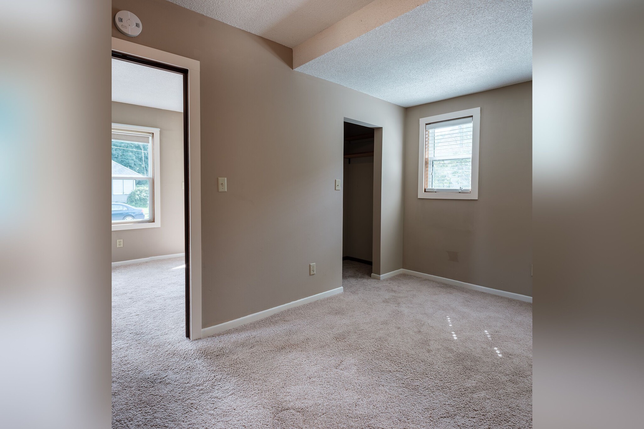 Bedroom - 525 8th St NW