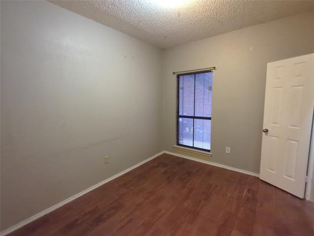 Building Photo - 9600 Royal Ln