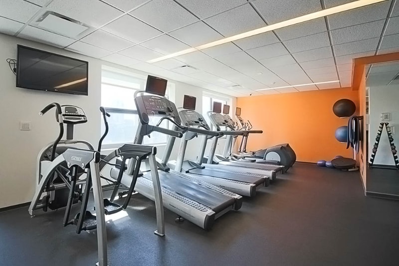 Building Photo - 68 W Huron St