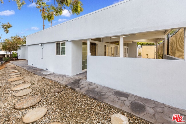 Building Photo - 3751 Scadlock Ln