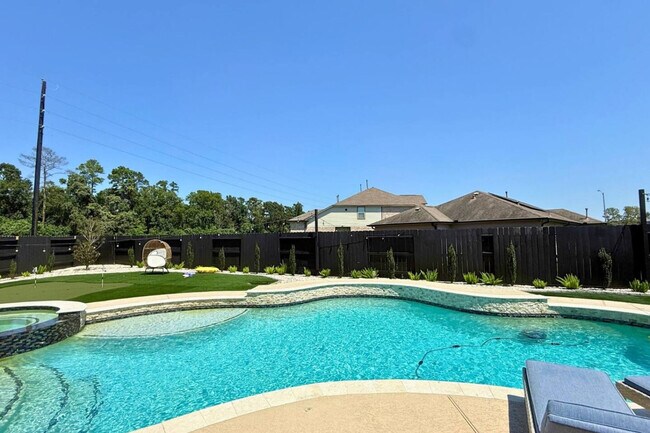 Building Photo - 11347 Needlerock Ct