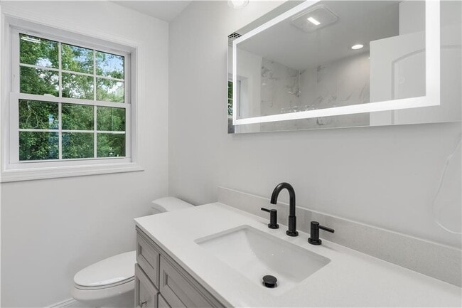 Building Photo - 8 SeaBreeze Ter