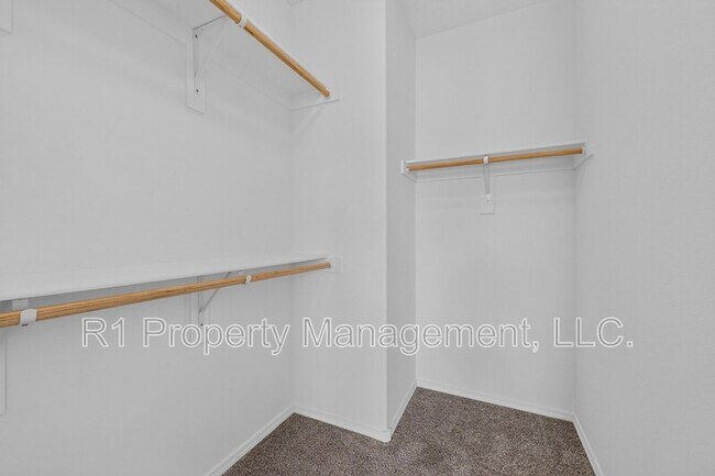 Building Photo - 280 Prism Ave SW