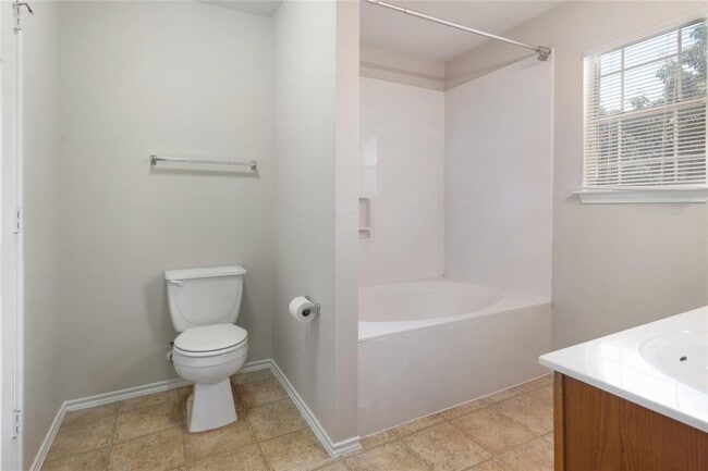 Building Photo - 1432 Anise Dr