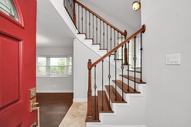 Building Photo - 742 Country Pl Dr