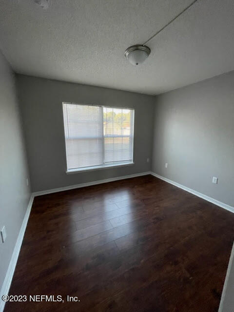 Building Photo - 10538 Lantana Lakes Dr N