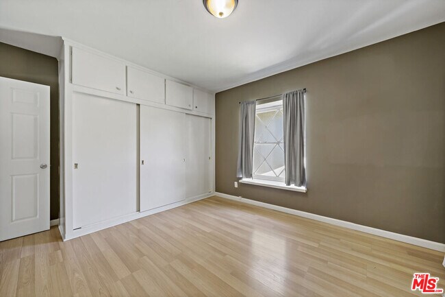 Building Photo - 10731 Gothic Ave