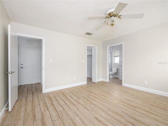 Building Photo - 14605 Brentwood Ln