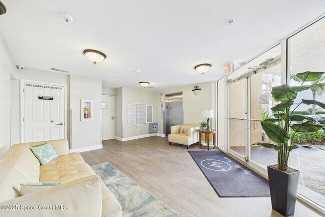 Building Photo - 807 Mystic Dr