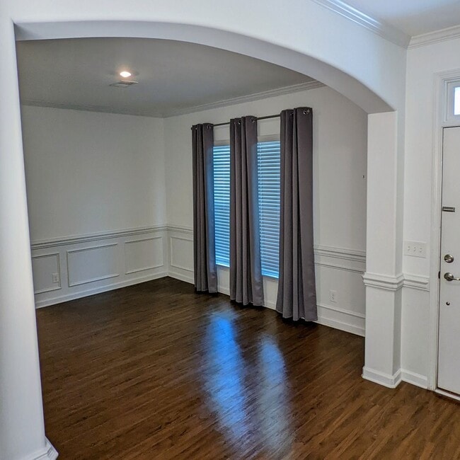 Building Photo - Beautiful 4 Bedroom Home in Palmetto Pointe