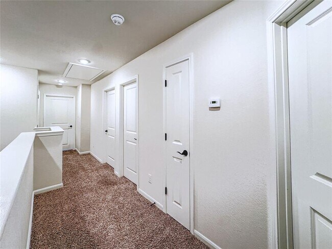 Building Photo - 13837 Enzo Gate