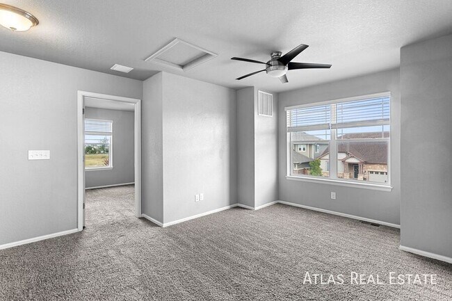 Building Photo - 1095 W 170th Pl