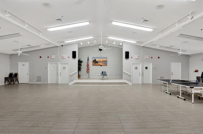 Building Photo - 2236 N Cypress Bend Dr