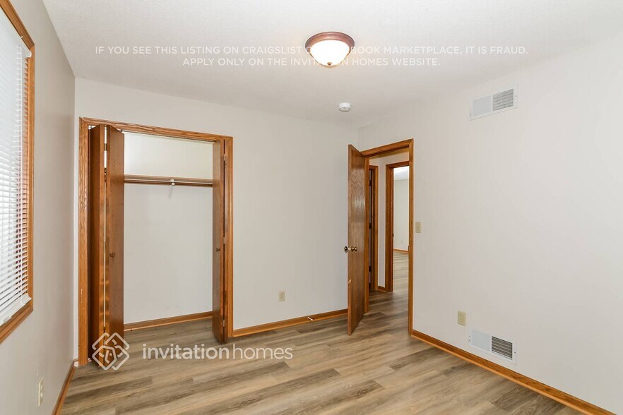 Building Photo - 7323 Paulsen Dr