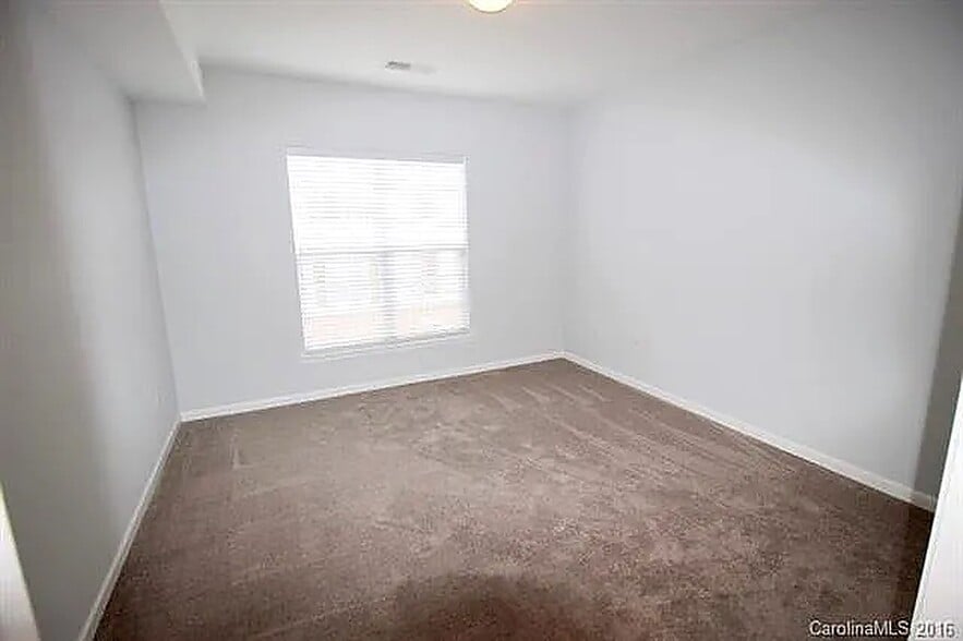 Building Photo - 14383 San Paolo Ln